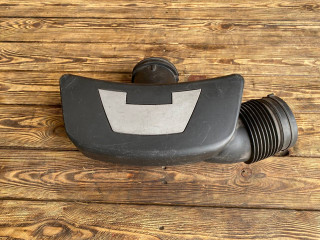 патрубок воздушного фильтра BMW 5 серия E60/E61 [рестайлинг] E60 2009, 4.8 л., N62 B48 B, бензин, АКПП, седан, 13717533931, 7533931