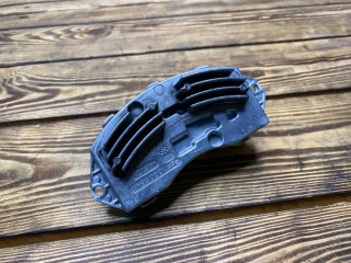 сопротивление печки BMW 3 серия E90/E91 [рестайлинг] E91 2009, 2.0 л., N47 D20 A, дизель, АКПП, универсал