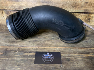 патрубок воздушного фильтра BMW 7 серия E65/E66/E67 E65 2001, 3.6 л., N62 B36 A, бензин, АКПП, седан, 13717501202, 7501202