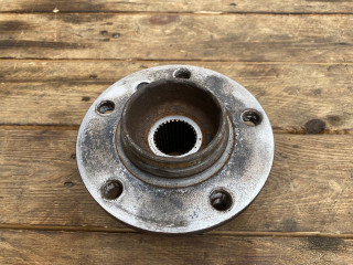 ступица задняя BMW 7 серия E65/E66/E67 E65 2001, 3.6 л., N62 B36 A, бензин, АКПП, седан