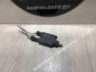 активатор замка багажника BMW 3 серия E36 1992, 1.6 л., бензин, МКПП, седан, 67111387609, 1387609