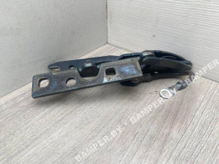 петля капота правая BMW 7 серия E65/E66/E67 [рестайлинг] 2006, 3.0 л., дизель, АКПП, седан, 8240334