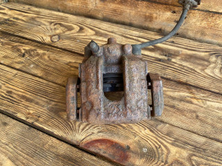 суппорт задний левый BMW X3 E83 [рестайлинг] E83 2007, 3.0 л., M57N2 306D5, дизель, АКПП, внедорожник 5 дв.