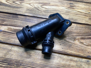 фланец (тройник) системы охлаждения BMW 5 серия E60/E61 [рестайлинг] E60 2007, 3.0 л., M57N2 306 D3, дизель, АКПП, седан, 11122247744, 2247744