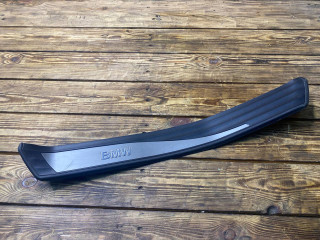 накладка на порог внутренняя BMW 5 серия E60/E61 [рестайлинг] E60 2007, 3.0 л., N54 B30 A, бензин, АКПП, седан, полный привод, 51477034305, 7034305, 7074511