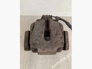 суппорт передний правый BMW 5 серия F07/F10/F11 F10 2012, 2.0 л., N47 D20 C, дизель, МКПП, седан