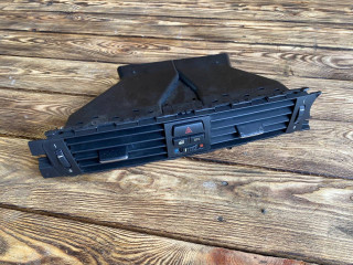 дефлектор обдува салона BMW 3 серия E90/E91 [рестайлинг] E90 2010, 2.0 л., N43 B20 A, бензин, АКПП, седан, 64229130464, 9130464