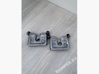 замок капота BMW 5 серия E60/E61 [рестайлинг] E60 2007, 2.5 л., N53 B25 A, бензин, АКПП, седан, 51237115229