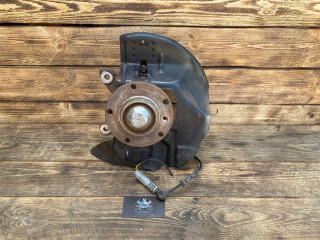 кулак поворотный правый BMW 3 серия E46 E46/2 2001, 1.9 л., M43 B19 (194E1), бензин, МКПП, купе