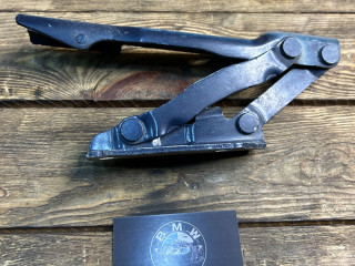 петля капота левая BMW 5 серия E60/E61 [рестайлинг] E60 2007, 3.0 л., N53 B30 A, бензин, АКПП, седан, 41617008727, 7008727