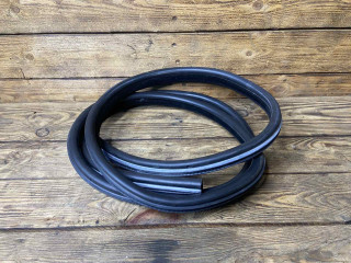 уплотнитель двери BMW 5 серия E60/E61 [рестайлинг] E60 2007, 3.0 л., M57N2 306 D3, дизель, АКПП, седан