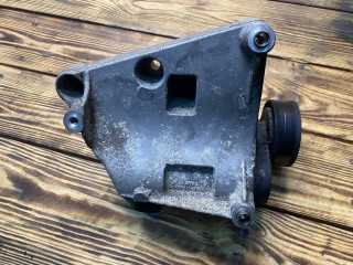 кронштейн компрессора кондиционера BMW 3 серия E46 [рестайлинг] E46 2004, 2.5 л., M54 B25 (256S5), бензин, АКПП, седан, 64557512556, 7512556