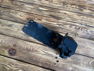 кронштейн радиатора BMW 3 серия E90/E91 [рестайлинг] E90 2010, 2.0 л., N43 B20 A, бензин, АКПП, седан, 51647117811, 7117811