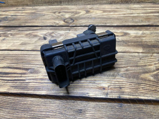 клапан управления турбиной (актуатор) BMW 5 серия E60/E61 E60 2005, 3.0 л., M57N 306 D2, дизель, АКПП, седан, 730314, 6NW009228