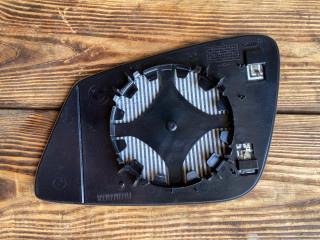 стекло зеркала наружного правого BMW 5 серия F07/F10/F11 F10 (2009 - 2013)