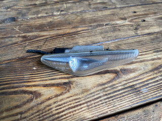 повторитель передний левый BMW X5 E70 2007, 3.0 л., дизель, АКПП, внедорожник 5 дв., полный привод, 63137171007, 7171007