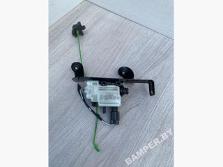 замок лючка топливного бака BMW 5 серия E60/E61 [рестайлинг] 2008, 3.0 л., дизель, АКПП, синий, седан, 67116985878, 6985878