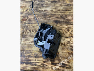 замок двери передней левой BMW 5 серия G30/G31 2017, 3.0 л., дизель, АКПП, седан, 51217477687, 7477687