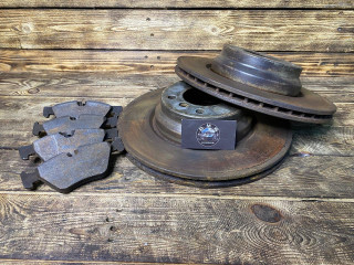 диск тормозной передний BMW 3 серия E90/E91/E92/E93 E91 2006, 3.0 л., M57N2 306 D3, дизель, АКПП, универсал