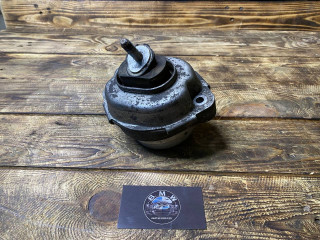 подушка крепления двигателя BMW X5 E53 [рестайлинг] E53 2006, 3.0 л., M57N 306 D2, дизель, АКПП, внедорожник 5 дв., 22116758444, 6758444