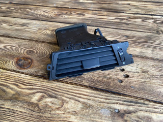 дефлектор обдува салона BMW 3 серия E90/E91 [рестайлинг] E90 2010, 2.0 л., N43 B20 A, бензин, АКПП, седан, 64229130466, 9130466