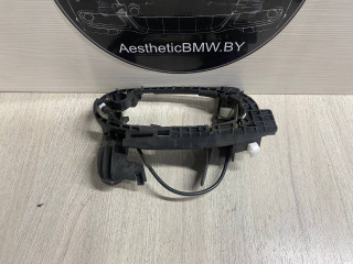 скелет ручки двери передней правой BMW 7 серия E65/E66/E67 E65 2001, 3.6 л., N62 B36 A, бензин, АКПП, седан, 7013702