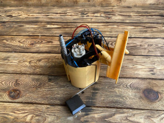 насос топливный BMW 3 серия E90/E91 [рестайлинг] E90 2010, 3.0 л., N57 D30 A, дизель, АКПП, седан, 7190943