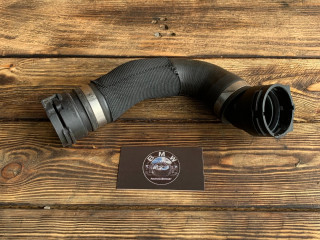 патрубок радиатора BMW 3 серия E90/E91 [рестайлинг] E90 2010, 3.0 л., N57 D30 A, дизель, АКПП, седан, 17127800100, 7800100