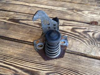 захватный крюк капота BMW X3 E83 [рестайлинг] E83 2007, 3.0 л., M57N2 306D5, дизель, АКПП, внедорожник 5 дв.