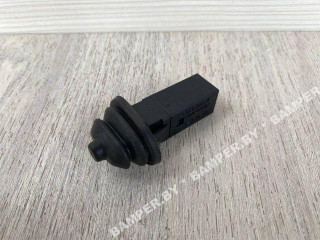 выключатель концевой (концевик) BMW 5 серия F07/F10/F11 F10 2012, 2.0 л., N47 D20 C, дизель, МКПП, седан, 51178228939, 8228939