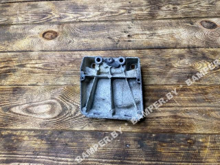 кронштейн (крепление) BMW 5 серия E60/E61 2005, 2.5 л., бензин, МКПП, седан, 51617010593, 7010593