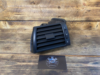 дефлектор обдува салона BMW 3 серия E46 [рестайлинг] E46 2004, 2.5 л., M54 B25 (256S5), бензин, АКПП, седан, 64228361897, 8361897