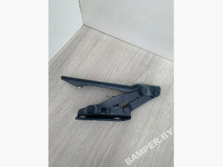 петля капота левая BMW 5 серия E60/E61 [рестайлинг] 2008, 3.0 л., дизель, АКПП, синий, седан, 4161008727