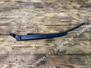 щеткодержатель (поводок стеклоочистителя, дворник) BMW X5 E70 2007, 3.0 л., M57N2 306 D3, дизель, АКПП, внедорожник 5 дв.