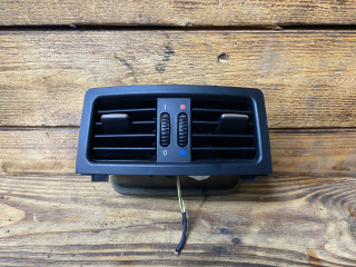 дефлектор обдува салона BMW 5 серия E60/E61 [рестайлинг] E60 2007, 3.0 л., M57N2 306 D3, дизель, АКПП, седан