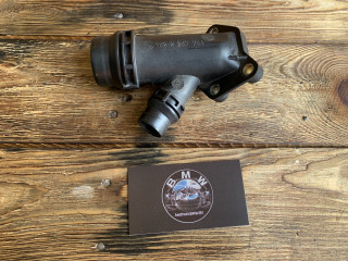 фланец (тройник) системы охлаждения BMW X5 E53 [рестайлинг] E53 2006, 3.0 л., M57N 306 D2, дизель, АКПП, внедорожник 5 дв., 11122247744, 2247744