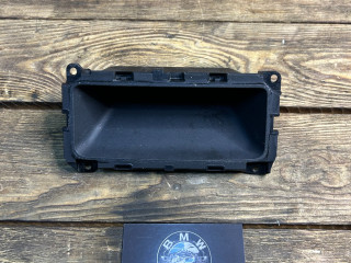 пепельница BMW 5 серия E60/E61 [рестайлинг] E60 2007, 3.0 л., N53 B30 A, бензин, АКПП, седан, 51166974707, 6974707, 51166974716, 6974716