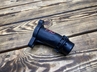 фланец (тройник) системы охлаждения BMW 5 серия F10/F11 [рестайлинг] F10 2017, 2.0 л., B47 D20 A, дизель, АКПП, седан, 11118511205, 8511205