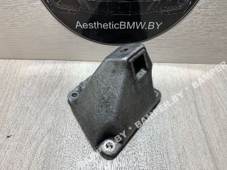 кронштейн двигателя BMW 5 серия F07/F10/F11 F11 2011, 2.5 л., дизель, АКПП, универсал, 22116795958, 6795958, 22116781242, 6781242