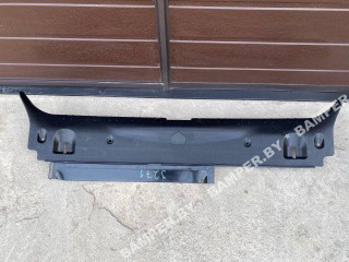 накладка внутренняя на заднюю панель кузова BMW 7 серия E65/E66/E67 [рестайлинг] 2006, 3.0 л., дизель, АКПП, седан, 51478223560, 8223560