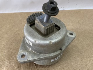 подушка крепления двигателя Alfa Romeo Giulia 2 поколение 952 2017, 2.0 л., бензин, АКПП, седан, 00505484700, 50551510, 50533448, 50535784