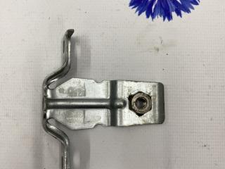 кронштейн (крепление) Alfa Romeo Stelvio 949 2021, 2.0 л., бензин, АКПП, внедорожник 5 дв.