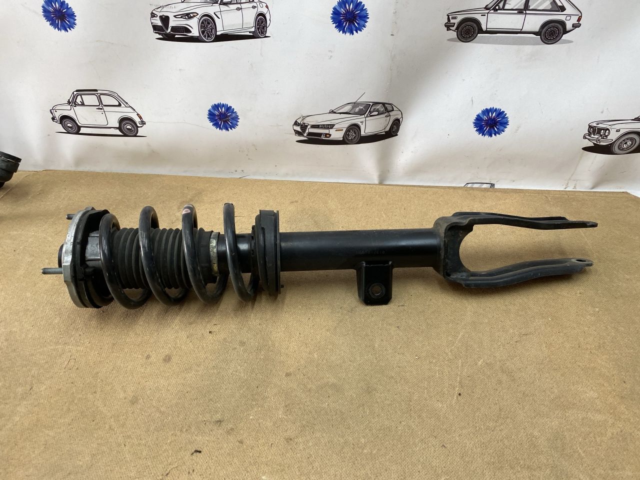 стойка передняя правая Alfa Romeo Giulia 2 поколение 952 2017, 2.0 л., бензин, АКПП, седан, 50547228, 50534532, 50533421, 50559368, 50534533, 50546463, 50543187, 50542682, 50544502, 50534554 - фото №1