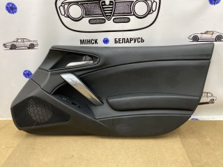 обшивка салона Fiat 124 Spider 1 поколение 2017, 1.4 л., бензин, АКПП, красный, родстер, задний привод