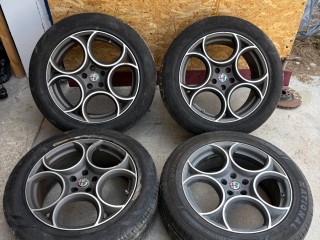 диск литой Alfa Romeo Stelvio 1 поколение 949 2019, 2.0 л., бензин, АКПП, внедорожник 5 дв., полный привод, 156117309