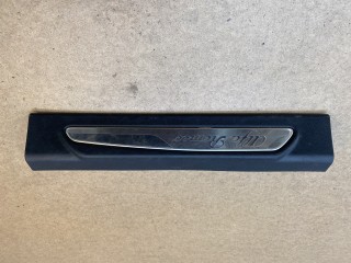 накладка на порог внутренняя Alfa Romeo Giulia 2 поколение 952 2017, 2.0 л., бензин, серый, седан, 156107574