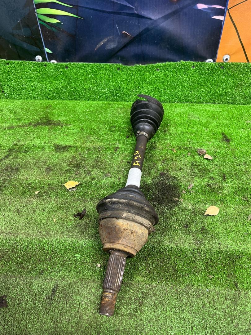 полуось (приводной вал, ШРУС) Ford Focus 1 поколение CAK 2001, 2.0 л., AODB, бензин, АКПП, седан - фото №1