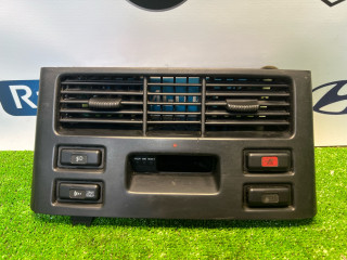 консоль салона Honda Odyssey 1 поколение RA4 1999, 2.3 л., F23A, бензин, АКПП, синий, полный привод, правый руль, 77610SX0A000