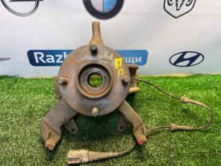 кулак поворотный правый Ford Focus 1 поколение [рестайлинг] 2005, 2.0 л., EDDB, бензин, АКПП, хетчбэк 5 дв.