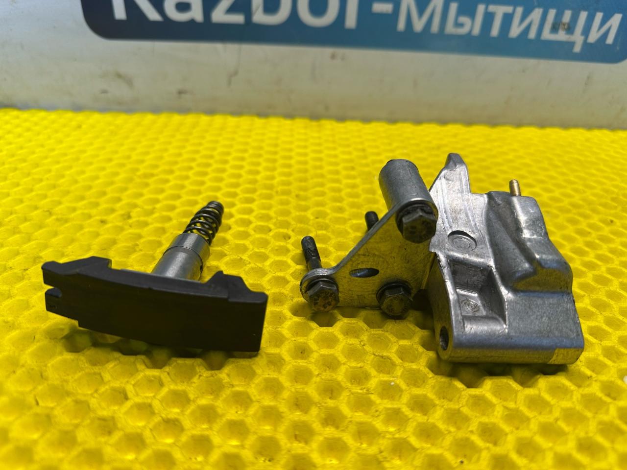 механизм натяжения ремня, цепи BMW 5 серия E34 1990, 2.0 л., M50 B20 TU, бензин, МКПП, седан - фото №1